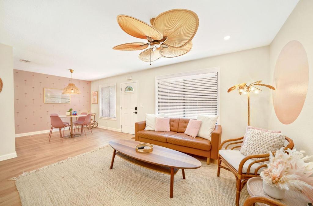 Luxury Villa 3 Blocks From The Beach With Pool A Fire Pit And Outdoor Oasis Cape Canaveral Exterior foto